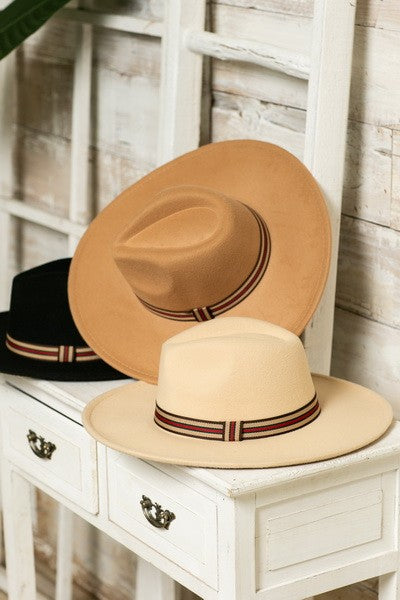 FEDORA HAT WITH DESIGNER INSPIRED TRIM