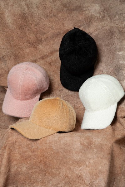 FAUX FUR COZY BASEBALL CAP - Image 3